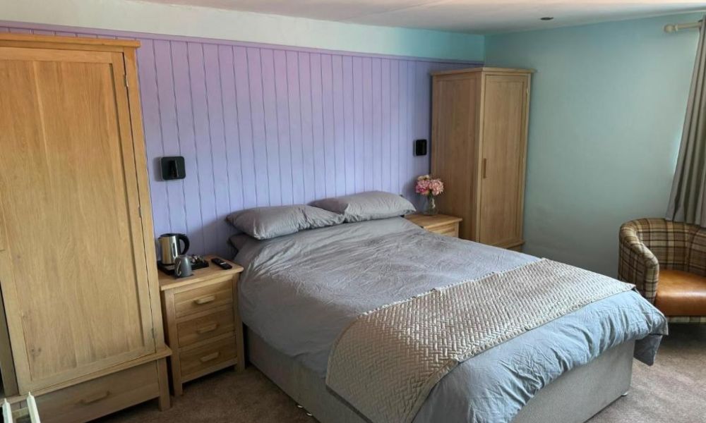 letting rooms this way